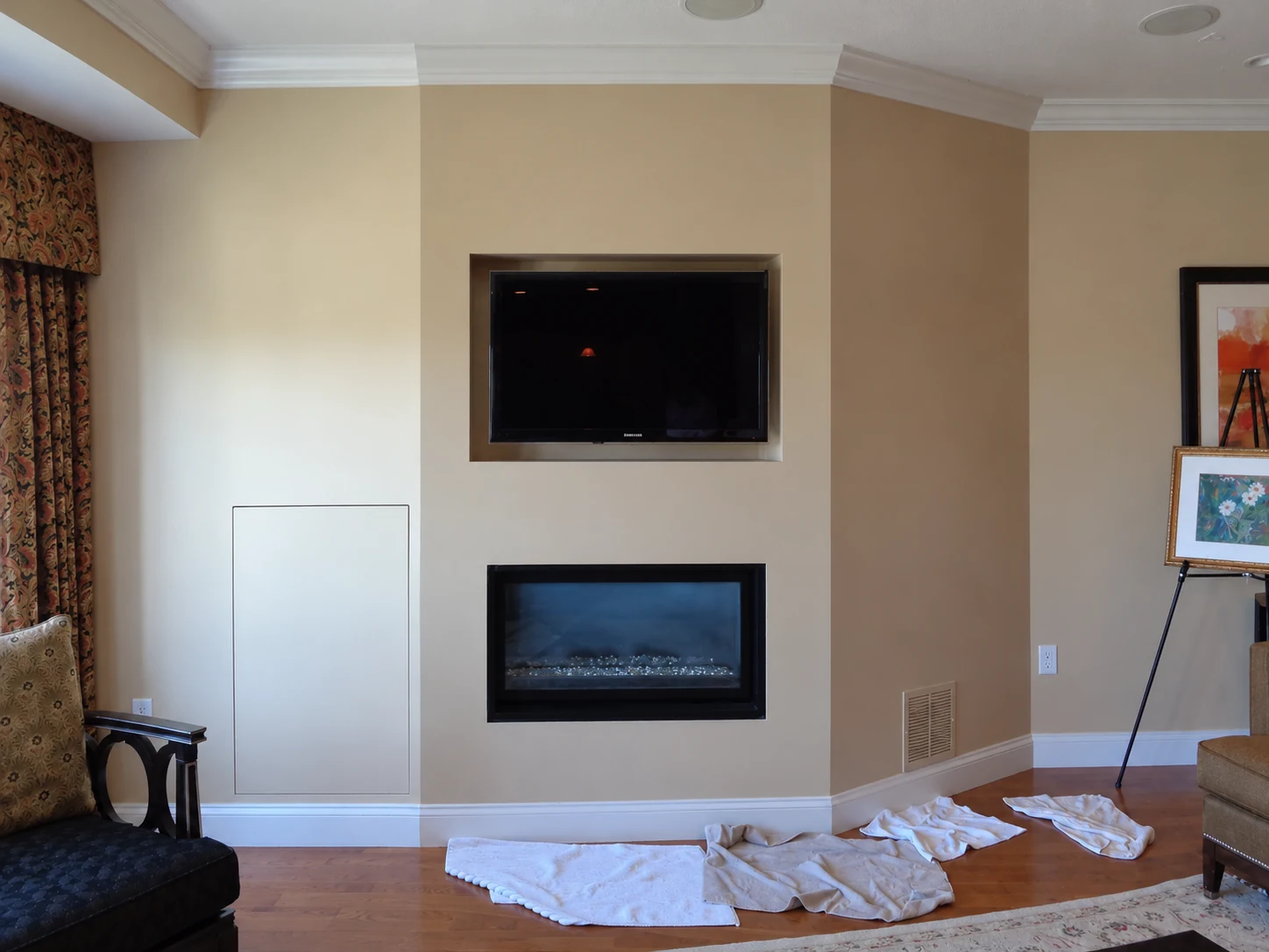 Living room before the built-ins, Custom built-in cabinets